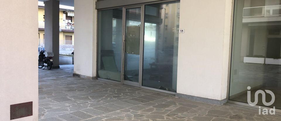 Negozio / locale commerciale di 73 m² in Grottammare (63066)