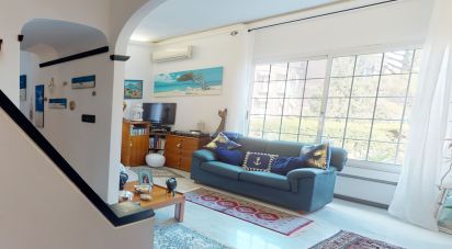 Traditional house 10 rooms of 180 m² in Arenzano (16011)