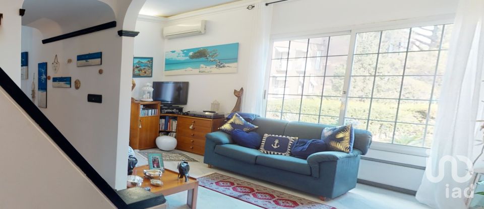 Villa a schiera 10 locali di 180 m² in Arenzano (16011)