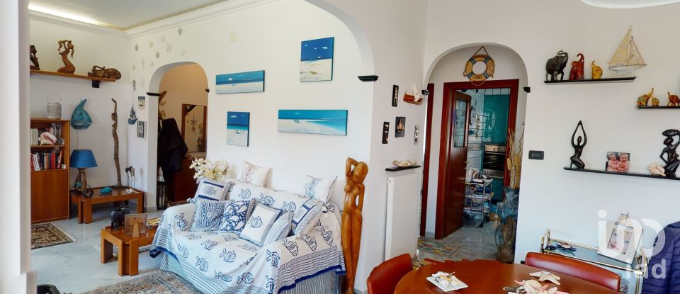 Traditional house 10 rooms of 180 m² in Arenzano (16011)