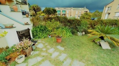 Traditional house 10 rooms of 180 sq m in Arenzano (16011)