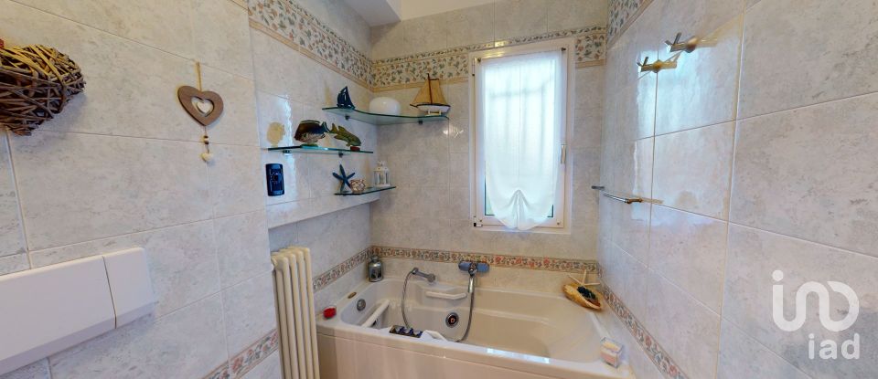 Villa a schiera 10 locali di 180 m² in Arenzano (16011)