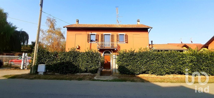 House 5 rooms of 175 m² in Cureggio (28060)