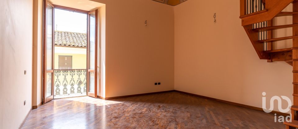 Apartment 9 rooms of 213 m² in Giulianova (64021)