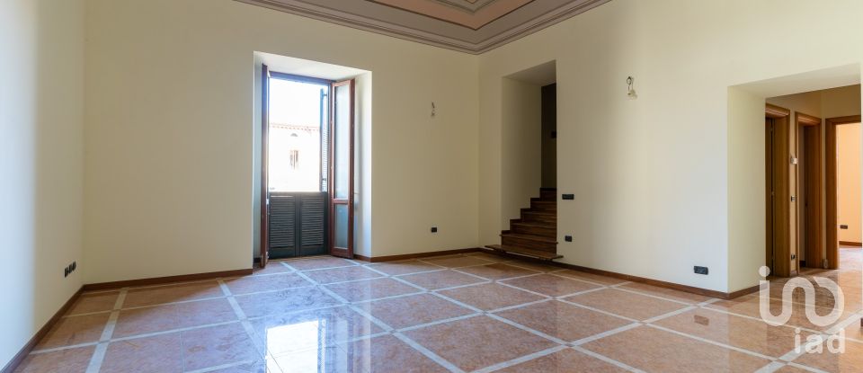 Apartment 6 rooms of 178 sq m in Giulianova (64021)