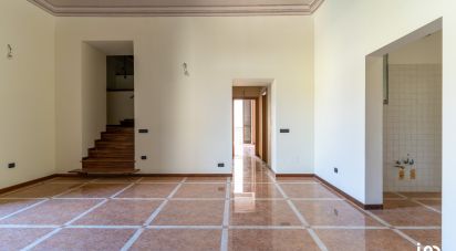 Appartamento 6 locali di 178 m² a Giulianova (64021)