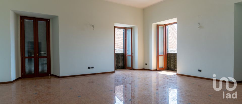 Apartment 8 rooms of 200 m² in Giulianova (64021)