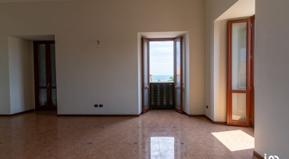 Appartamento 8 locali di 200 m² a Giulianova (64021)