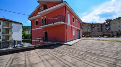 House/villa 8 rooms of 180 sq m in Cengio (17056)