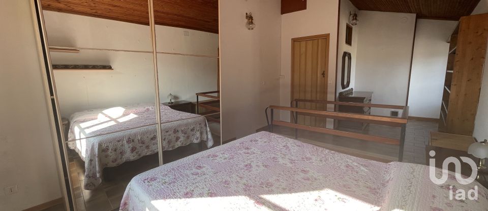 Apartment 6 rooms of 70 m² in Toirano (17055)