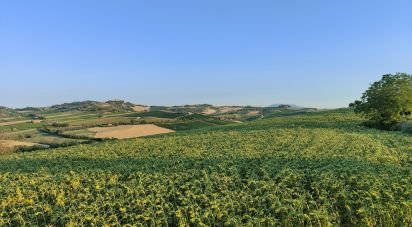 Townhouse 5 rooms of 220 m² in Carassai (63063)