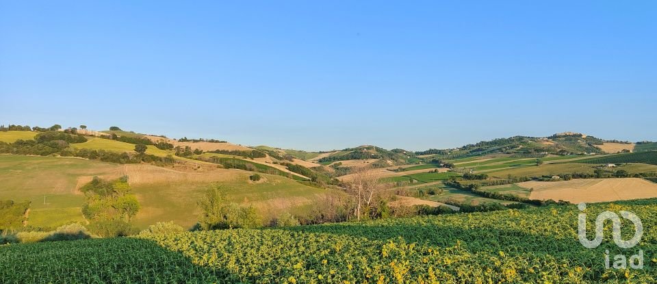 Townhouse 5 rooms of 220 m² in Carassai (63063)