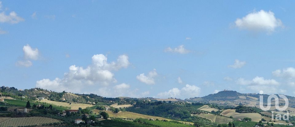 Townhouse 5 rooms of 220 m² in Carassai (63063)