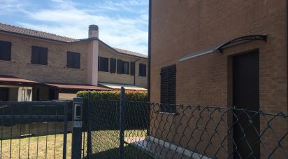 Appartamento 5 locali di 245 m² a Porto Sant'Elpidio (63821)