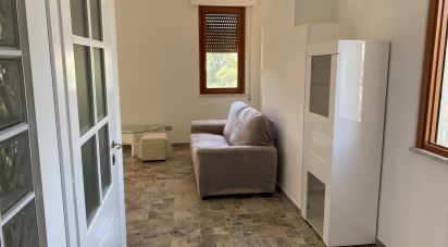 Trilocale di 150 m² a Castignano (63072)