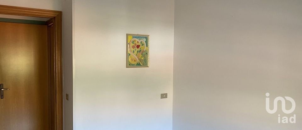 Villa a schiera 3 locali di 150 m² in Castignano (63072)