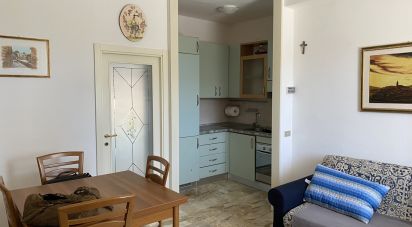 Traditional house 6 rooms of 330 sq m in Castignano (63072)
