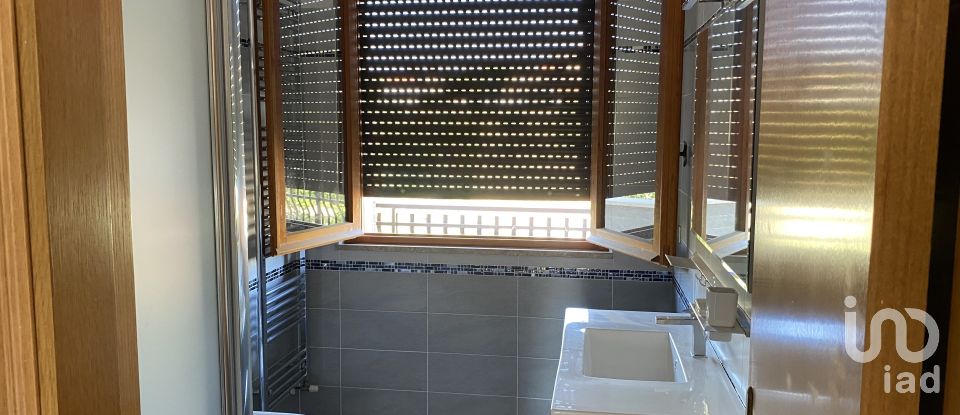 Villa a schiera 6 locali di 330 m² in Castignano (63072)