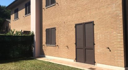 Appartamento 7 locali di 245 m² a Porto Sant'Elpidio (63821)