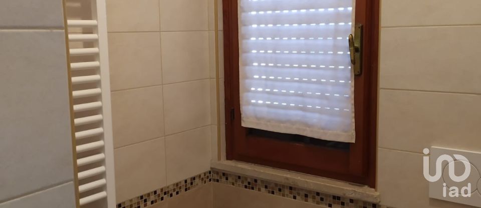 Villa a schiera 3 locali di 150 m² in Castignano (63072)