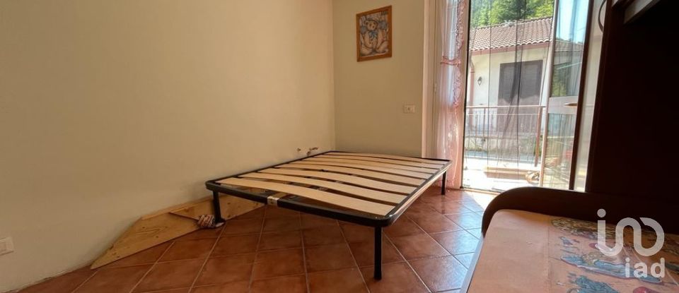 Townhouse 2 rooms of 70 m² in Balestrino (17020)