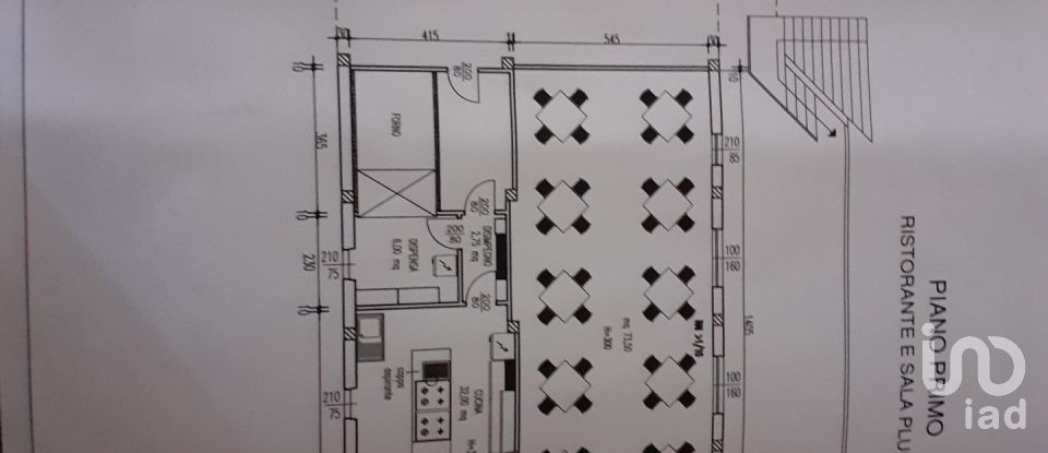 Hotel-restaurant of 2,500 m² in Serra San Quirico (60048)