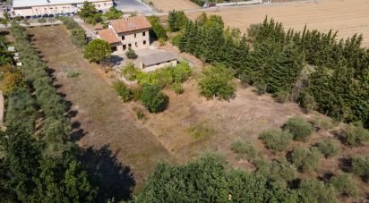 Casa indipendente 11 locali di 400 m² in Collecorvino (65010)