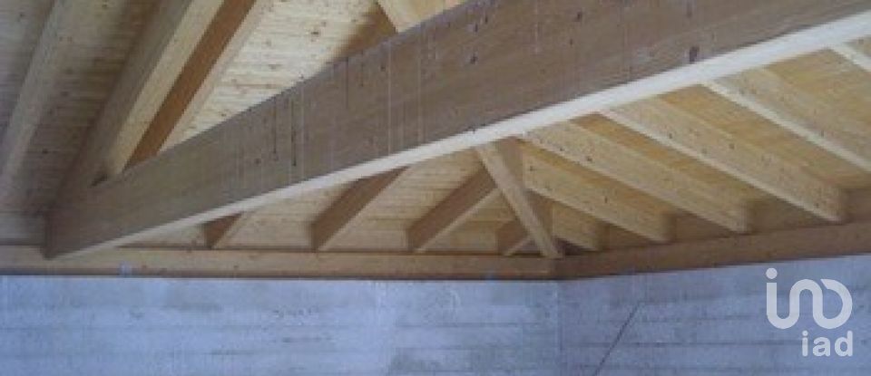 Casa indipendente 12 locali di 1.000 m² in Teramo (64100)