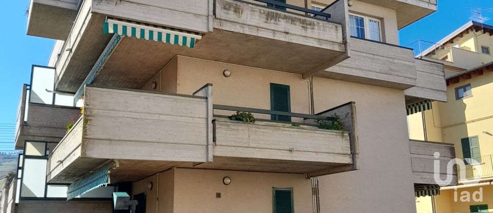 Four-room apartment of 75 m² in Roseto degli Abruzzi (64026)