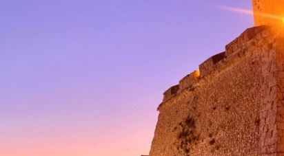 Terreno di 2.500 m² in Pozzallo (97016)