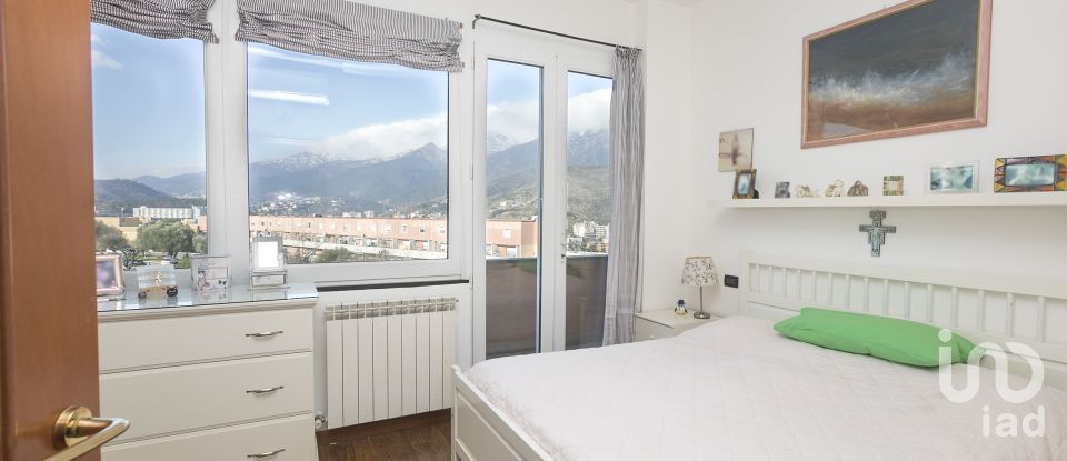 Four-room apartment of 92 m² in Arenzano (16011)