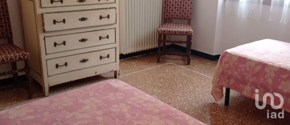 Four-room apartment of 98 m² in Arenzano (16011)