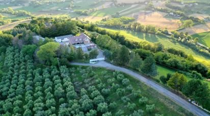 Manor 18 rooms of 1,376 m² in Monte Giberto (63846)