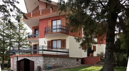 House 8 rooms of 650 m² in Valentano (01018)