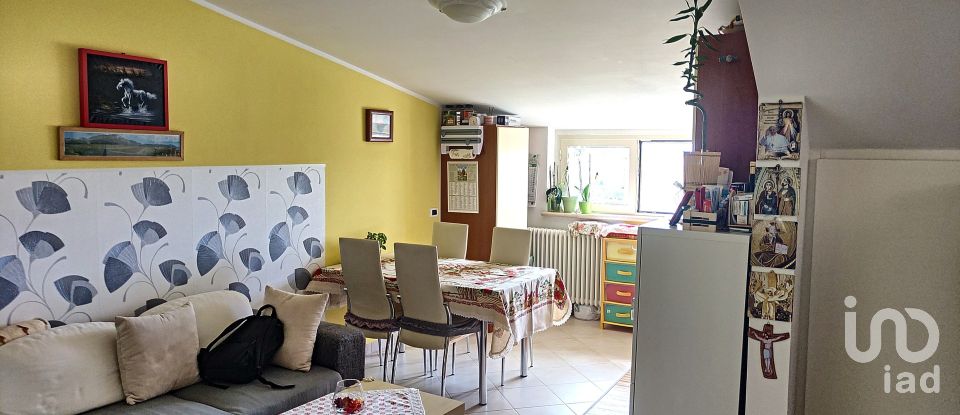 Three-room apartment of 80 m² in Sant'Egidio alla Vibrata (64016)