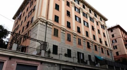 Three-room apartment of 85 m² in Genova (16137)