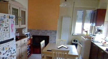 Appartamento 5 locali di 173 m² a Miglianico (66010)