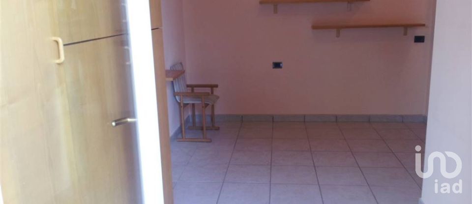 Villa Bifamiliare 20 locali di 420 m² in Colonnella (64010)