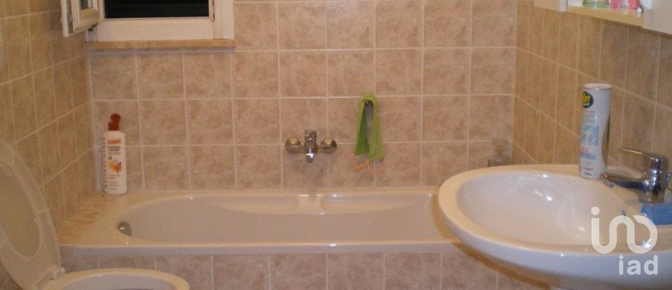 Villa Bifamiliare 20 locali di 420 m² in Colonnella (64010)