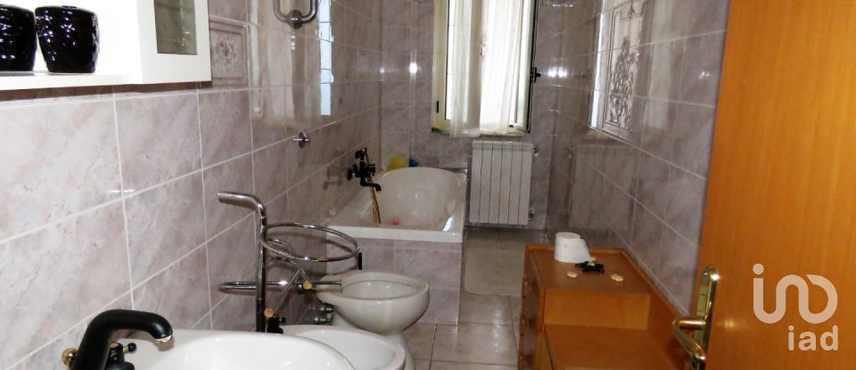 Traditional house 7 rooms of 180 m² in Falerna (88042)