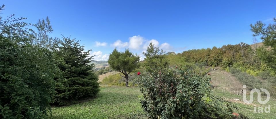 Casa indipendente 10 locali di 240 m² in Fermo (63900)