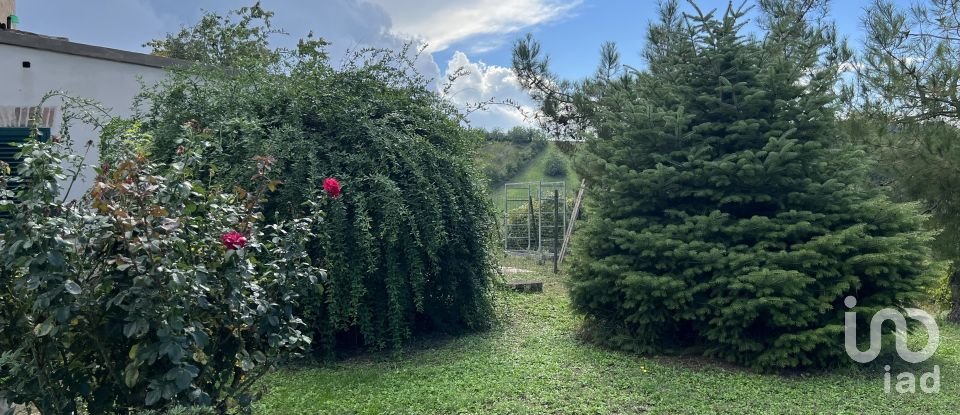 Casa indipendente 10 locali di 240 m² in Fermo (63900)