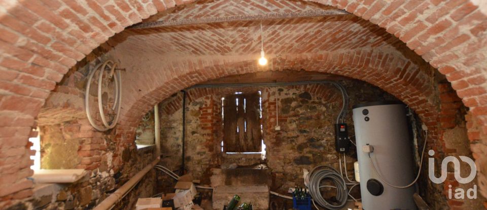 Casa indipendente / Villa 10 locali di 350 m² in Massimino (12071)