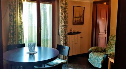 Apartment 5 rooms of 87 m² in Genova (16157)
