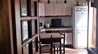 Apartment 5 rooms of 87 m² in Genova (16157)