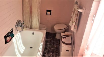 Apartment 5 rooms of 87 m² in Genova (16157)