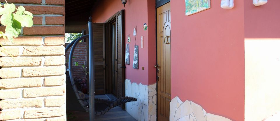 Villa Bifamiliare 13 locali di 300 m² in Stradella (27049)