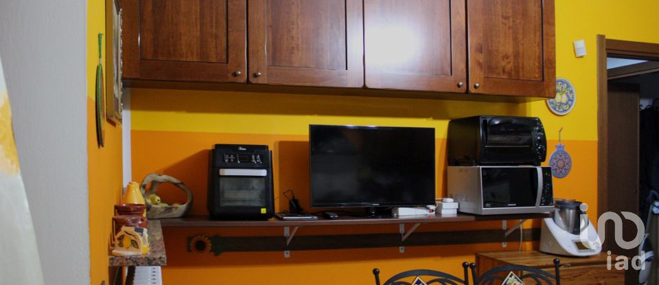 Villa Bifamiliare 13 locali di 300 m² in Stradella (27049)