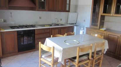 Apartment 5 rooms of 92 sq m in Serra d'Aiello (87030)