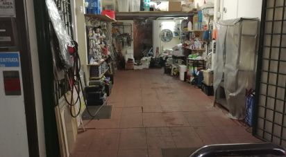 Posto auto di 50 m² in Roma (00173)